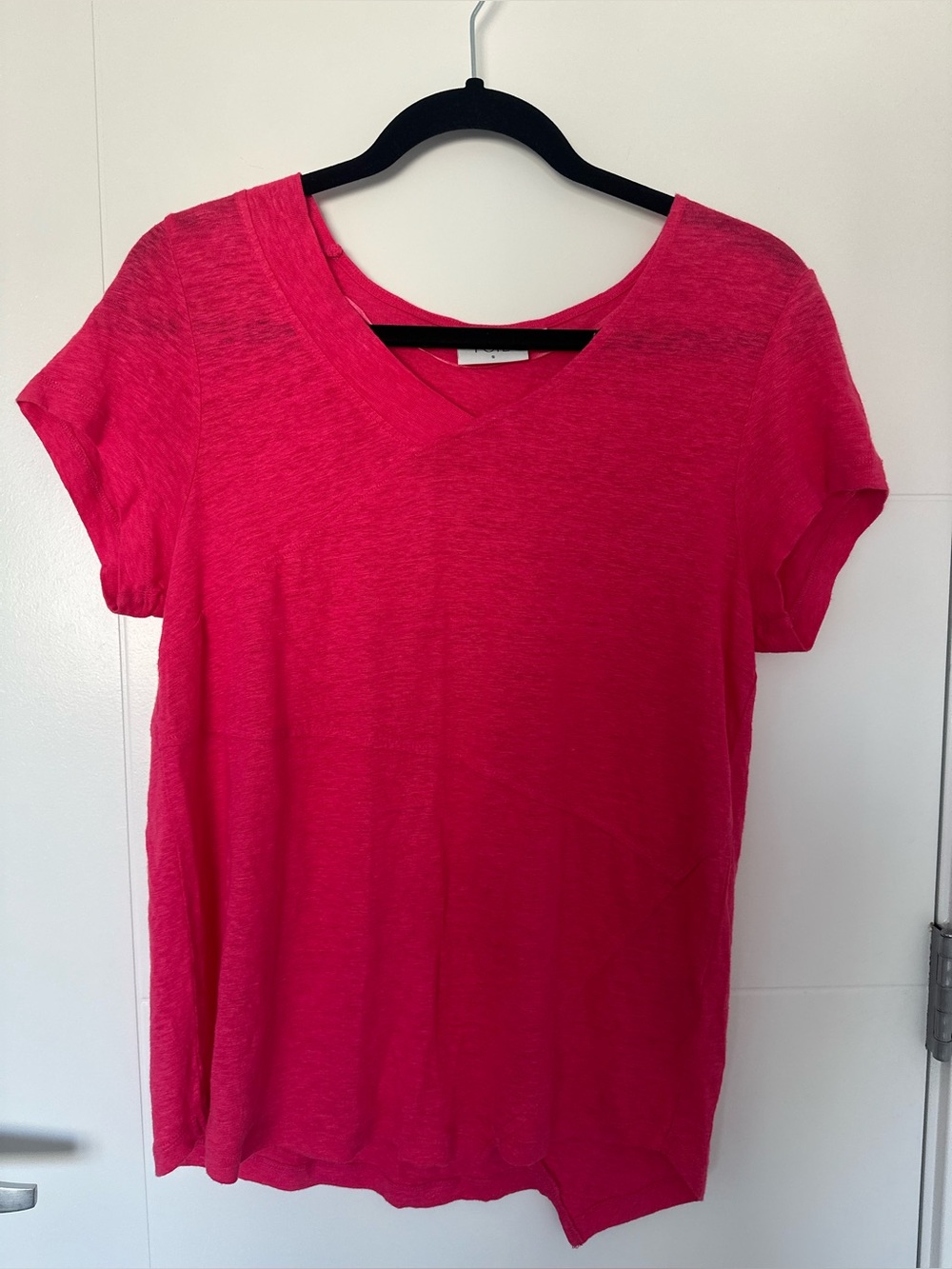 100% Linen FOIL Relaxed V-Neck Short Sleeve Tee